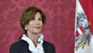 الرئيس النمساوي يعين أول مستشارة في تاريخ البلاد