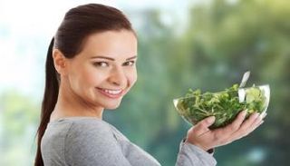 الخضراوات الورقية الخضراء تحافظ على صحة العين