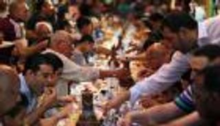 مائدة إفطار المطرية.. 900 متر من الخير في القاهرة