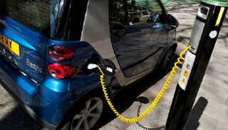 محطة شحن سيارات ببريطانيا