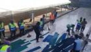 بالصور.. مسلمون ومسيحيون ينظفون مساجد إثيوبيا لاستقبال عيد الفطر