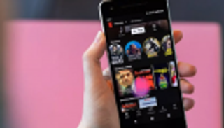 "نتفليكس" ترفع تكلفة تقديم خدماتها في بريطانيا