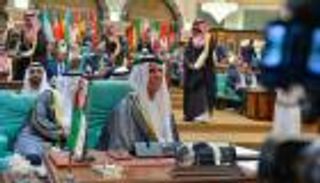 حاكم رأس الخيمة رئيس وفد الإمارات بالقمة الإسلامية: يجب اتخاذ تدابير لمنع تقويض أمن المنطقة