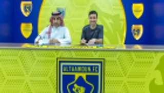 التعاون يجدد عقد لاعبه جهاد الحسين