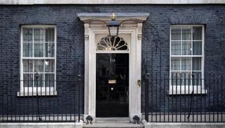 وزير الجامعات البريطاني السابق يدخل سباق خلافة ماي