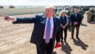 ترامب يصعّد هجومه على المكسيك.. ومساعده يؤكد جدية فرض الرسوم