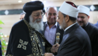 شيخ الأزهر: تبادل التهاني مع الكنيسة يعكس التلاحم الوطني