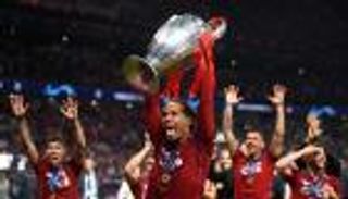 فان ديك يفوز بجائزة أفضل لاعب في نهائي دوري أبطال أوروبا