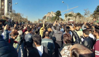 احتجاجات مناهضة للنظام في إيران - أرشيفية