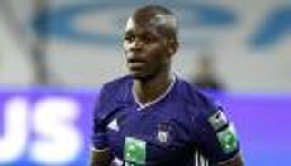 مهاجم زيمبابوي يحلم باستدعاء روح أياكس في أمم أفريقيا