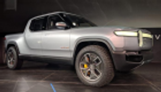 "ريفيان" توفر مطبخا مخبأ بشاحنتها الجديدة R1T