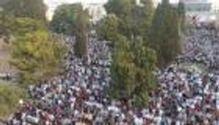 120 ألفا يؤدون صلاة العيد في المسجد الأقصى