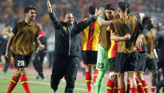 صورة من مباراة الأزمة