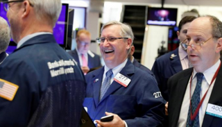 ارتفاع الأسهم الأمريكية 