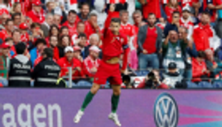 رونالدو ينهي صيامه عن التهديف مع منتخب البرتغال