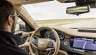 كاديلاك تدعم نظام سياراتها لخرائط الطرق ببيانات 70 ألف ميل إضافية