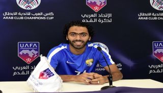 حسين الشحات لاعب العين الإماراتي السابق