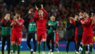 بالفيديو.. لفتة إنسانية من رونالدو تجاه طفل برتغالي