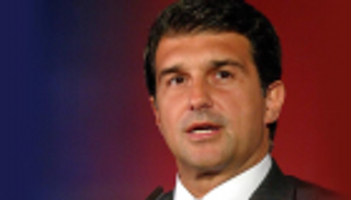 رئيس برشلونة الأسبق ينتقد صفقة هازارد