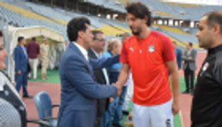 وزير الرياضة المصري يثق بقدرة الفراعنة على الفوز بأمم أفريقيا