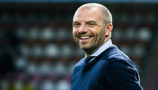 الهولندي موريس شتاين