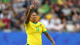 كريستيان قادت البرازيل للفوز