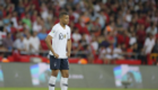 مبابي ينقلب على سان جيرمان بسبب نيمار