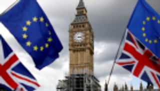 محادثة بين ميركل وخليفة "ماي" تعيد "بريكست" للحياة