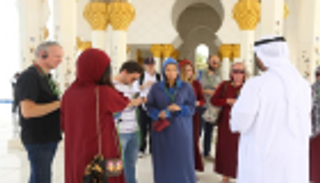 جامع الشيخ زايد الكبير يستقبل 173 ألف ضيف في عيد الفطر