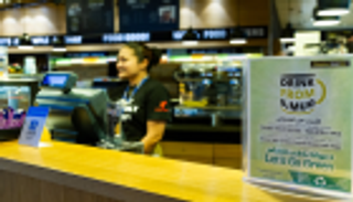 مطارات دبي تحظر منتجات البلاستيك ذات الاستخدام الواحد