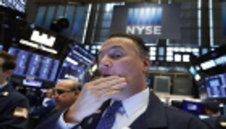 إلغاء رسوم المكسيك يصعد بـ"وول ستريت" عند الفتح