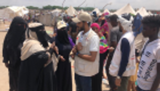 الهلال الأحمر الإماراتي يغيث متضرري السيول في عدن 