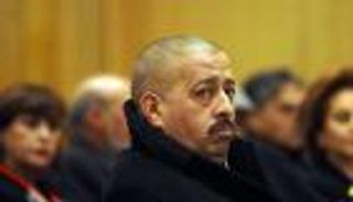 سجن رابع أغنى رجل أعمال بالجزائر "مؤقتا" بتهم فساد