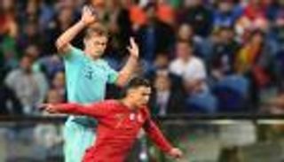 دي ليخت يكشف عن حديث رونالدو معه بعد مباراة هولندا والبرتغال