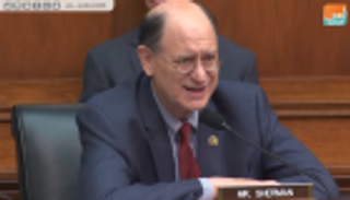 نائب أمريكي: علينا دعم السعودية ضد الحوثيين