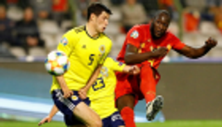 ثنائية لوكاكو تقود بلجيكا للفوز على اسكتلندا