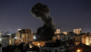 الاحتلال الإسرائيلي يشن غارة على جنوب غزة