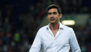 مدرب روما الجديد يعلق على عودة كونتي للدوري الإيطالي