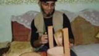 شاب مصري يحول الكارتون إلى "أنتيكات".. مساجد ومبانٍ وحيوانات