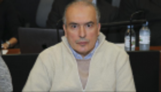 إخفاء 9 ملايين دولار في دير.. جريمة تقود مسؤولا أرجنتينيا سابقا للسجن