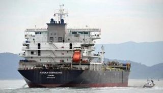 ناقلة النفط "كوكوكا كاريدجس" تعرضت لهجوم في خليج عمان