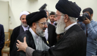 مرشد إيران علي خامنئي وإبراهيم رئيسي - أرشيفية