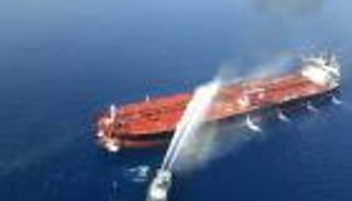 مسؤول: طاقم الناقلة كوكوكا كاريدجس شاهد سفينة للجيش الإيراني قبل الحادث