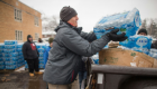 مدينة أمريكية تسقط التهم المتعلقة بتلوث المياه