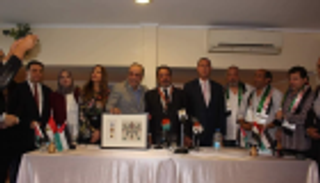 الرئيس الفلسطيني يكرّم الممثّل المصري يوسف شعبان