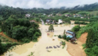 تواصل هطول الأمطار الغزيرة والسيول في الصين