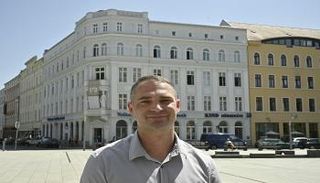 مرشح يميني متطرف يهدد هوليوود ألمانيا 