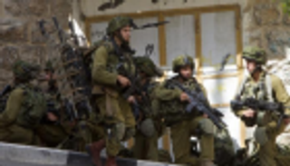 إسرائيل تطلق الغاز في غزة وتصيب 5 فلسطينيين بينهم أطفال