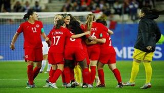 منتخب كندا للسيدات 