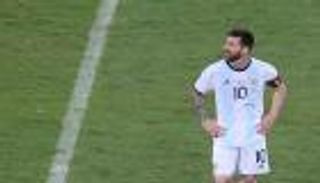 ميسي والأرجنتين ضحية طوفان كولومبيا